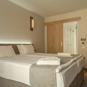 best-western-prima-hotel.goldensandshotels.net/
